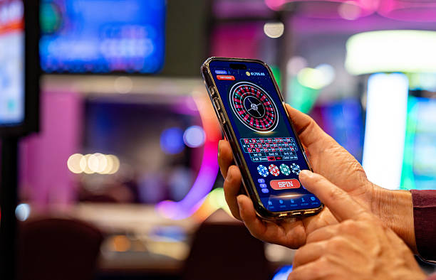 Live Sic Bo dealer and dice table at persiktoto login